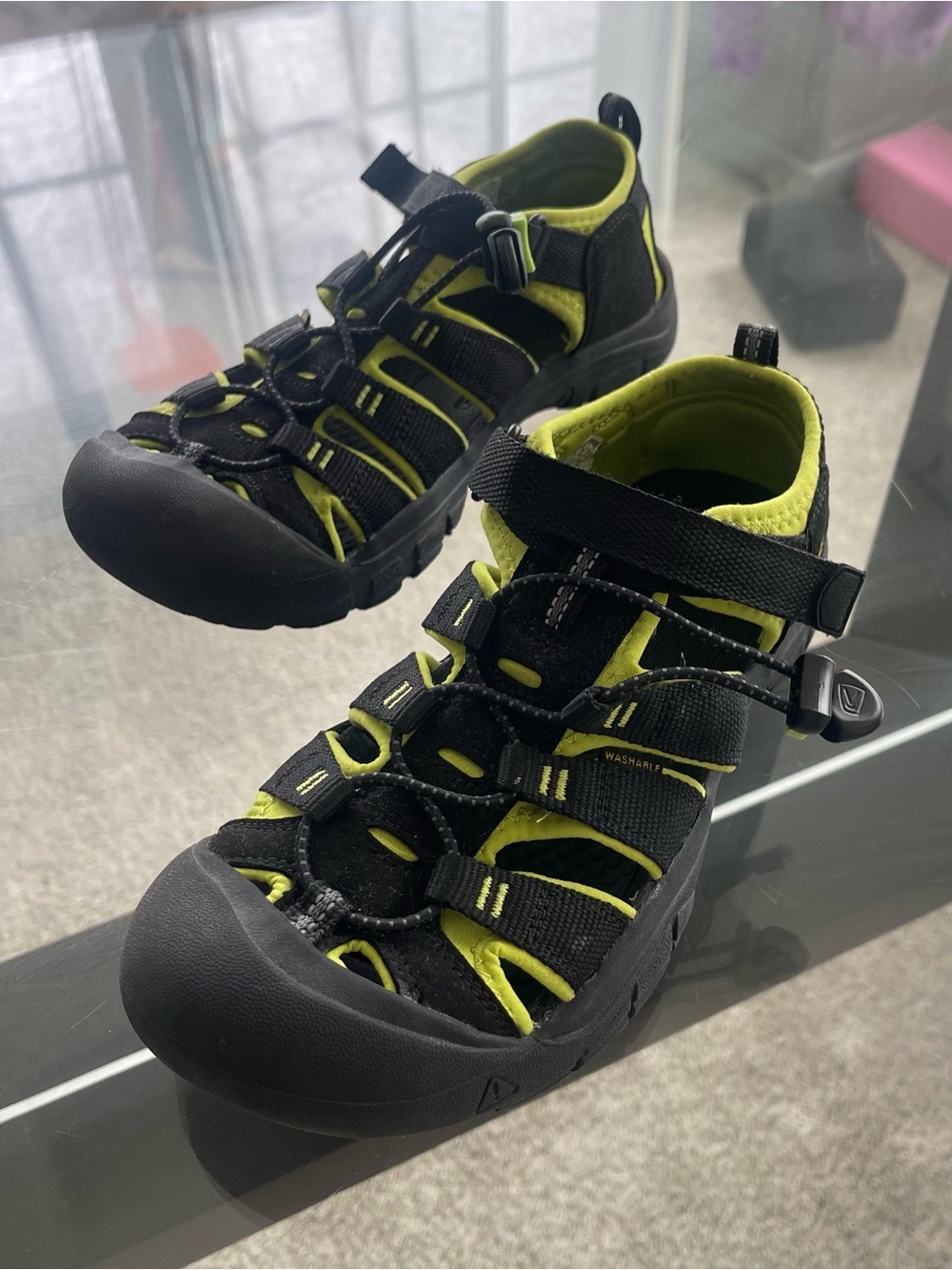 Keen Newport Waterproof Closedâ Toe Heel Sandals Black Hiking Shoes Women's US 5
